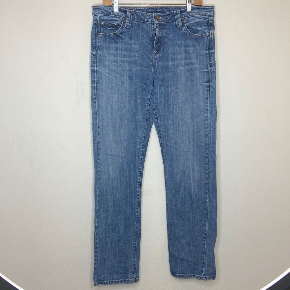 Garnet Hill Women’s Medium to Light Wash Straight Leg Jeans, Size-12